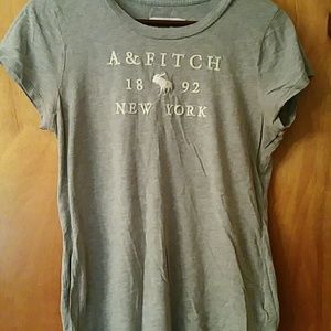 Abercrombie and Fitch T shirt size L